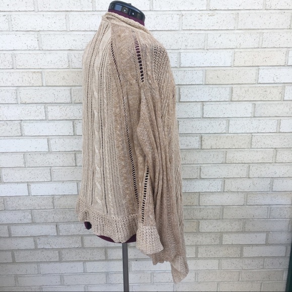 Free People Tan Neutral Cable Knit Cardigan Sweater Size Small - Picture 3 of 12